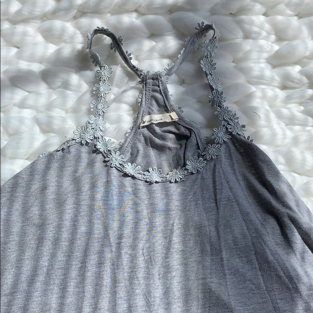 😁 XS PAPER CRANE Grey Flowy Tank Top